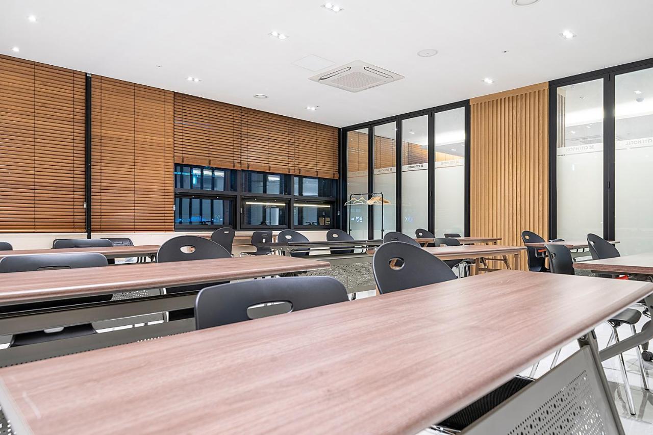 Wonju City Hotel Hyeoksin Extérieur photo