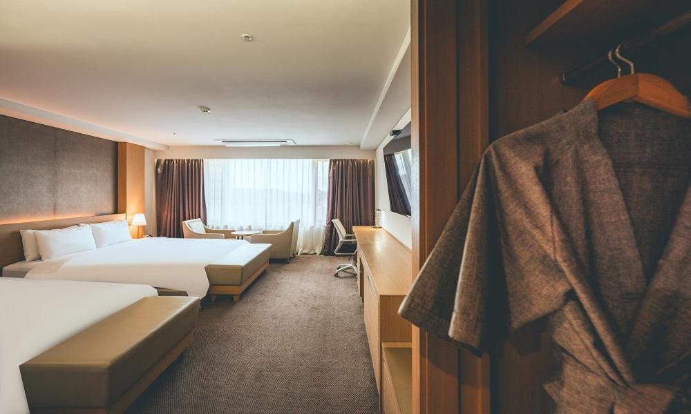 Wonju City Hotel Hyeoksin Extérieur photo