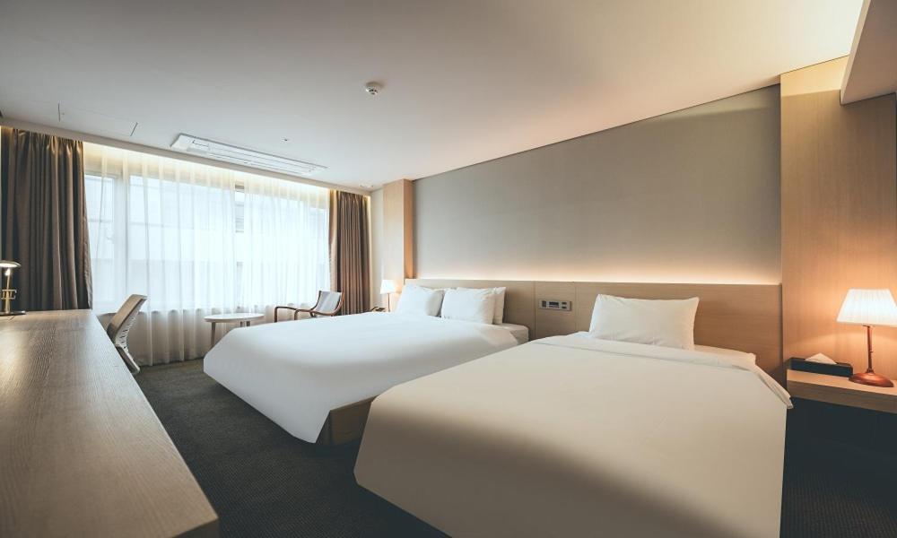 Wonju City Hotel Hyeoksin Extérieur photo