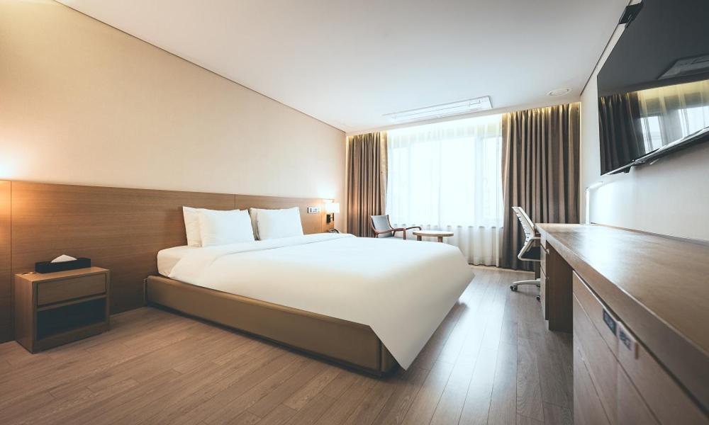 Wonju City Hotel Hyeoksin Extérieur photo